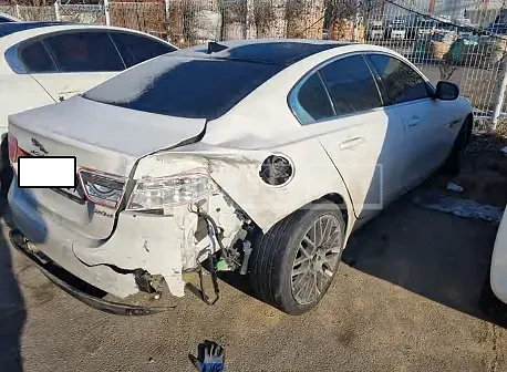 Photo 2 of 11: 2016 Jaguar XE 2.0d, VIN SAJAB4BN6GA925046 — Korean insurance auction