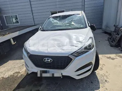 Photo 1 of 7: 2018 Hyundai Tucson — Korean insurance auction