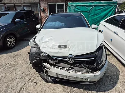 Photo 1 of 9: 2015 Volkswagen Golf 2.0 TDI BMT — Korean insurance auction