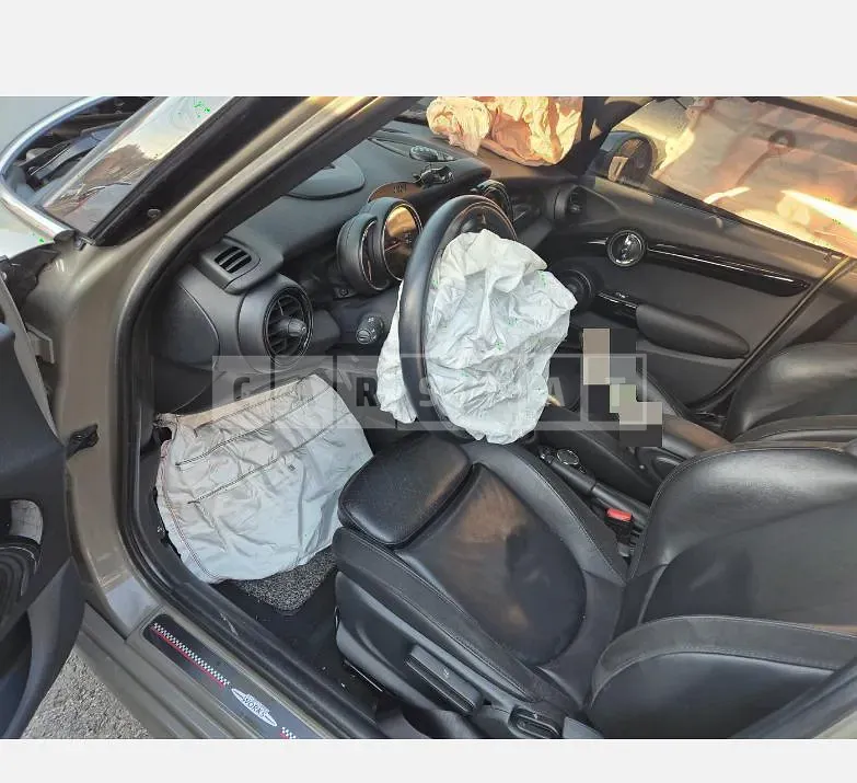 Photo 2 of 9: 2019 MINI Cooper SD — Korean insurance auction