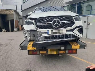 Photo 1 of 9: 2023 Mercedes-Benz GLE 450 d 4Matic Coupe — Korean insurance auction