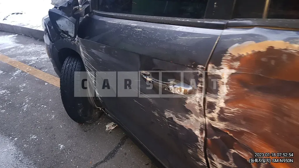 Photo 2 of 29: 2018 Hyundai Tucson 2.0, VIN KMHJ281ABJU678687 — Korean insurance auction