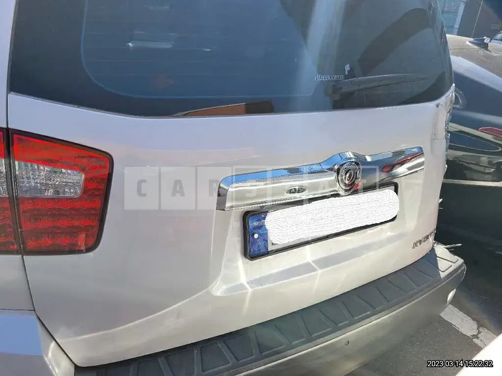 Photo 2 of 32: 2015 Kia Mojave, VIN KNAKR814DFA145647 — Korean insurance auction