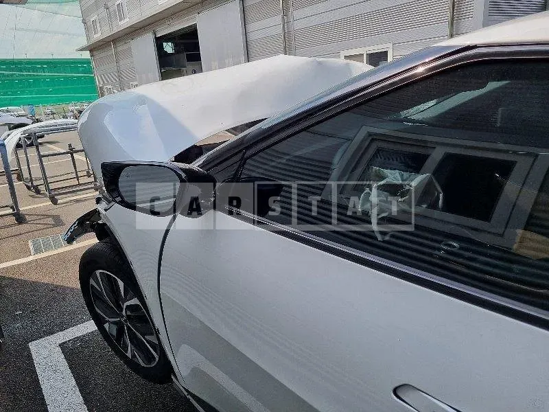 Photo 2 of 16: 2023 Kia EV6, VIN KNAC381CPRA177582 — Korean insurance auction