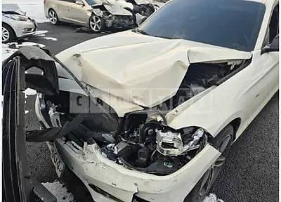 Photo 1 of 17: 2017 BMW 118d — Korean insurance auction