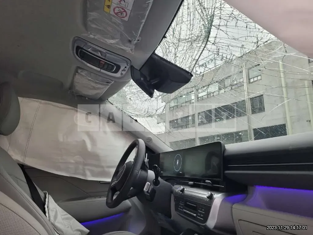 Photo 2 of 27: 2023 Hyundai Kona, VIN KMHHE813BPU024154 — Korean insurance auction