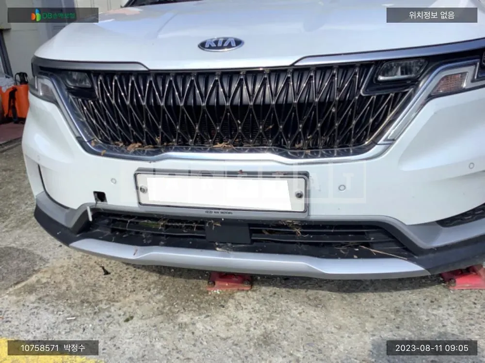 Photo 2 of 15: 2020 Kia Carnival, VIN KNHNB37BBMS028353 — Korean insurance auction