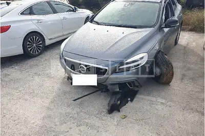 Photo 1 of 11: 2017 Volvo V40 CC D3 — Korean insurance auction