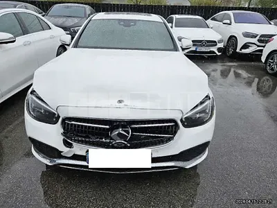 Photo 1 of 27: 2021 Mercedes-Benz E250 — Korean insurance auction