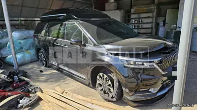 Photo 1 of 32: 2022 Kia Carnival Gasoline — Korean insurance auction