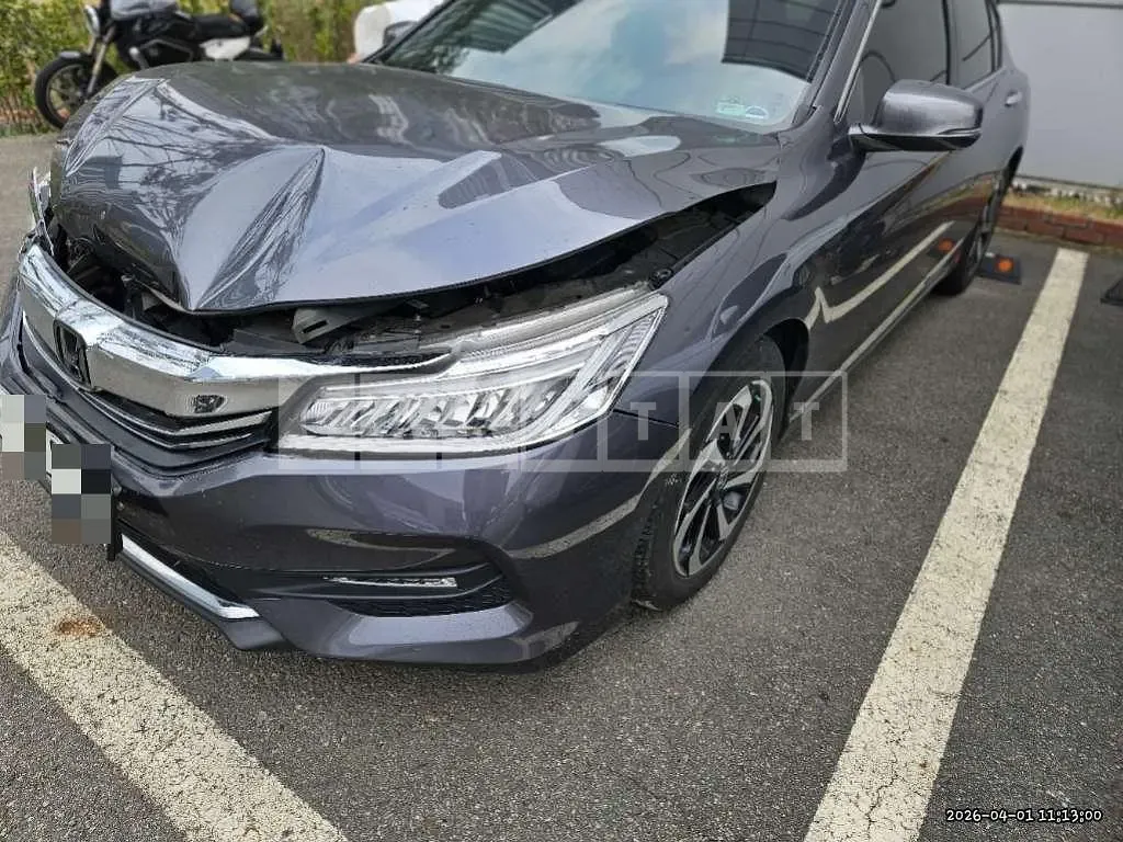 Photo 2 of 23: 2016 Honda Accord 2.4 — Korean insurance auction