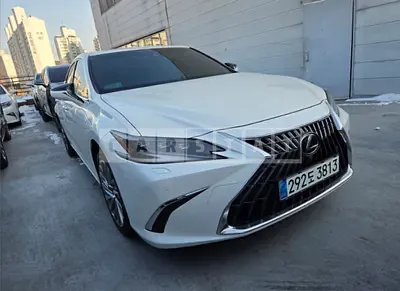 Photo 1 of 4: 2025 Lexus ES300h — Korean insurance auction