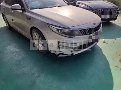 Photo 1 of 9: 2015 Kia K5 2.0 — Korean insurance auction