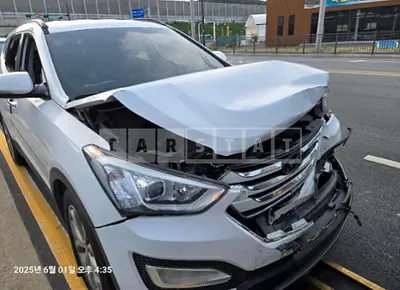 Photo 1 of 18: 2015 Hyundai Santa Fe — Korean insurance auction