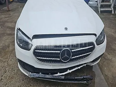 Photo 1 of 42: 2022 Mercedes-Benz E350 4Matic, VIN W1KZF8GBXNB093770 — Korean insurance auction
