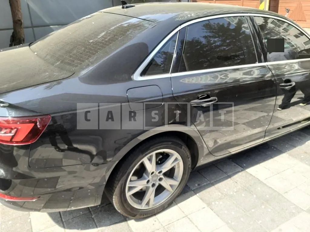 Photo 3 of 3: 2018 Audi A4 30 TDI Premium, VIN WAUZZZF42JA173524 — Korean insurance auction