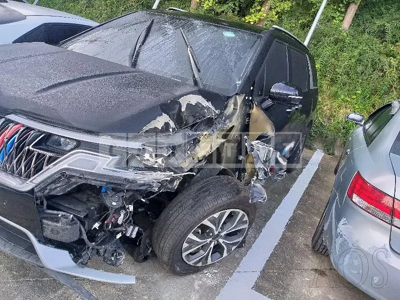 Photo 2 of 48: 2020 Kia Carnival, VIN KNANB81BBMS028316 — Korean insurance auction