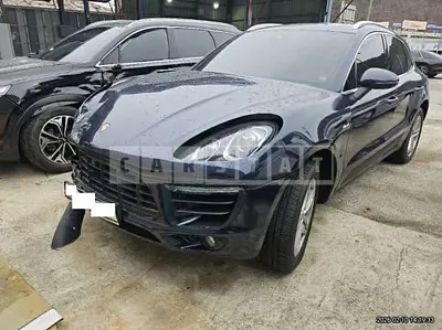 Photo 1 of 7: 2017 Porsche Macan S Diesel, VIN WP1AD2955HLB70124 — Korean insurance auction