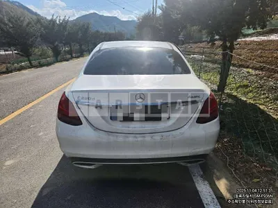 Photo 1 of 15: 2021 Mercedes-Benz C220 d 4Matic — Korean insurance auction