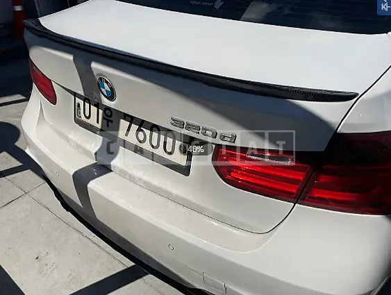 Photo 2 of 7: 2015 BMW 320d, VIN WBA3D3104FK472200 — Korean insurance auction