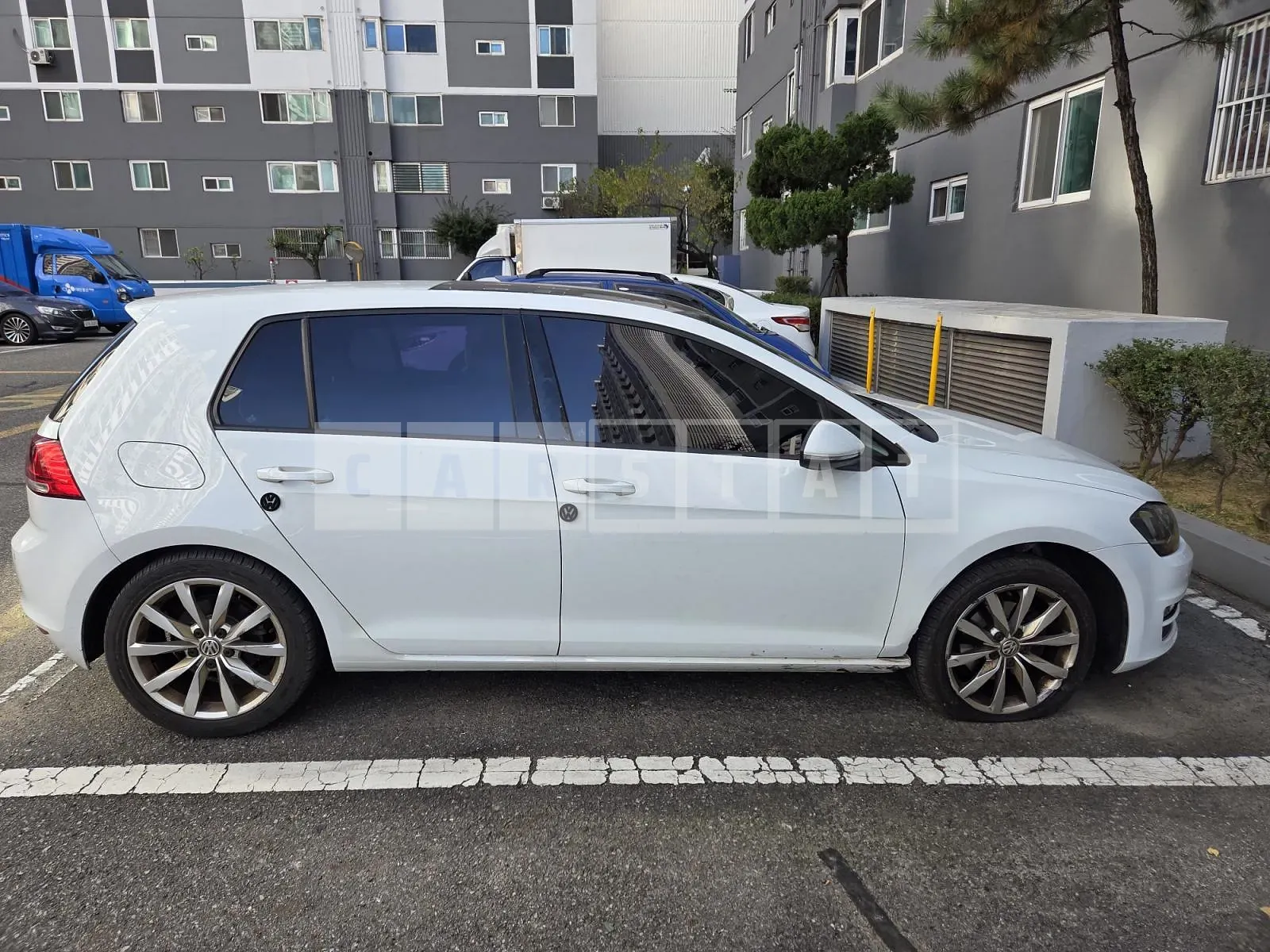 Photo 2 of 4: 2015 Volkswagen Golf 2.0 TDI, VIN WVWZZZAUZFW162028 — Korean insurance auction