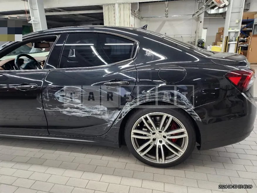 Photo 2 of 7: 2015 Maserati Ghibli S Q4 — Korean insurance auction