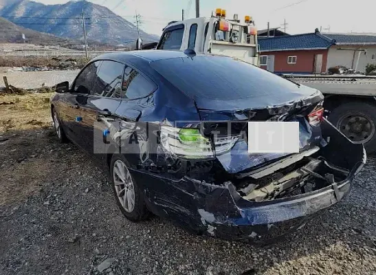 Photo 2 of 8: 2016 BMW 320d xDrive Gran Turismo, VIN WBA8Y9109GGJ86358 — Korean insurance auction