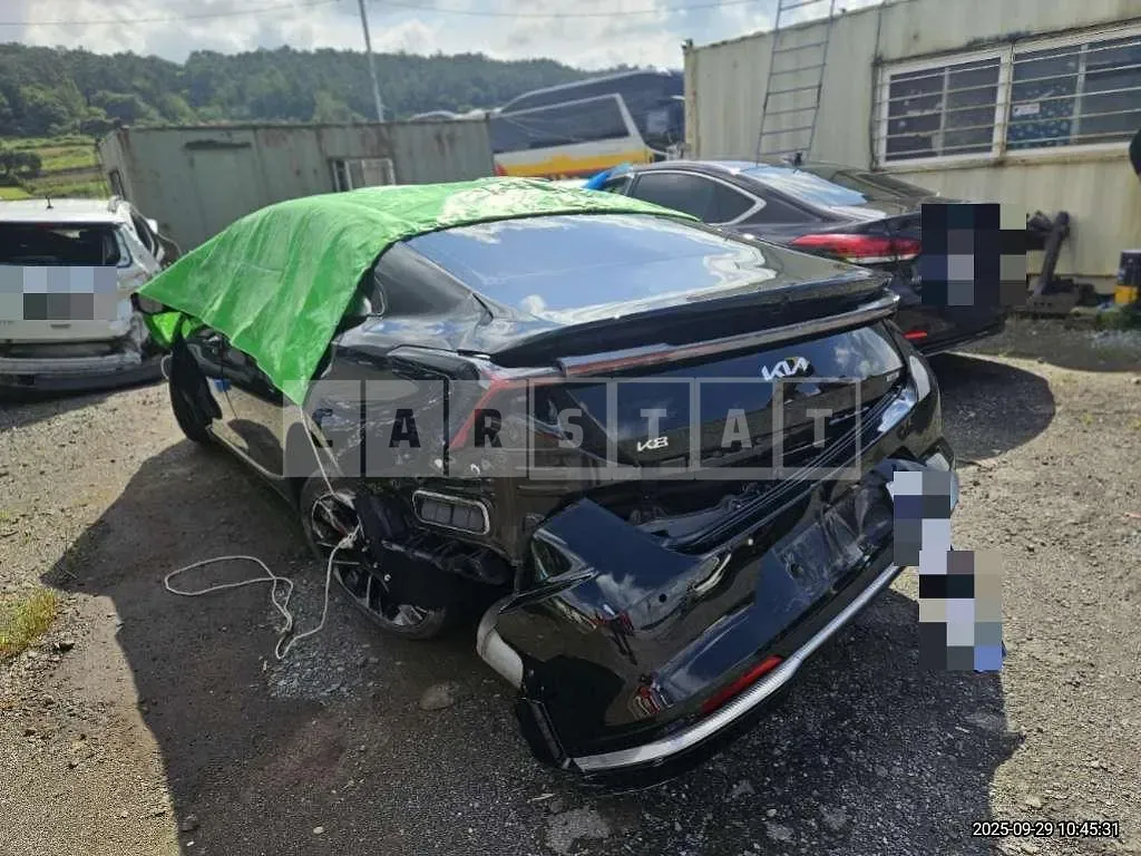 Photo 2 of 7: 2025 Kia K8 Hybrid — Korean insurance auction