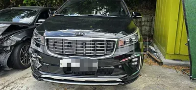Photo 1 of 7: 2019 Kia Carnivals — Korean insurance auction