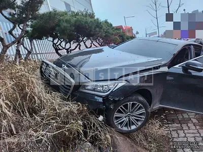 Photo 1 of 7: 2019 Genesis G80 3.3 — Korean insurance auction