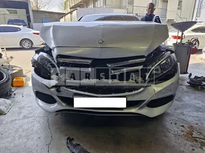 Photo 1 of 8: 2016 Mercedes-Benz C220d 4Matic — Korean insurance auction