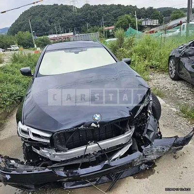 Photo 1 of 25: 2021 BMW 520i — Korean insurance auction
