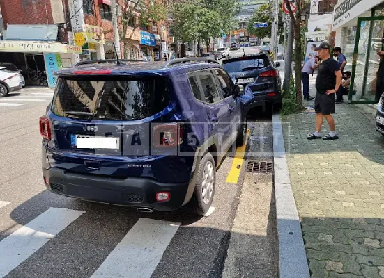 Photo 2 of 18: 2021 Jeep Zip Renegade 2.4 FWD, VIN 1C4NJCDB5MPN31191 — Korean insurance auction
