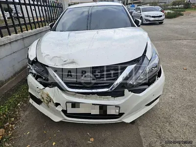 Photo 1 of 11: 2018 Nissan Altima 2.5 — Korean insurance auction