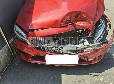 Photo 1 of 26: 2019 Mercedes-Benz C 220d — Korean insurance auction