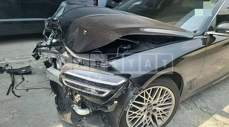 Photo 2 of 11: 2022 Genesis G70, VIN KMTG341ADNU103770 — Korean insurance auction