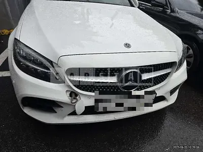 Photo 1 of 11: 2019 Mercedes-Benz C220 d 4Matic — Korean insurance auction