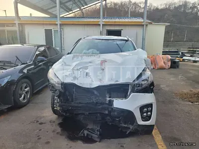 Photo 1 of 6: 2017 Kia Sorento, VIN KNAPS81ADHA329887 — Korean insurance auction