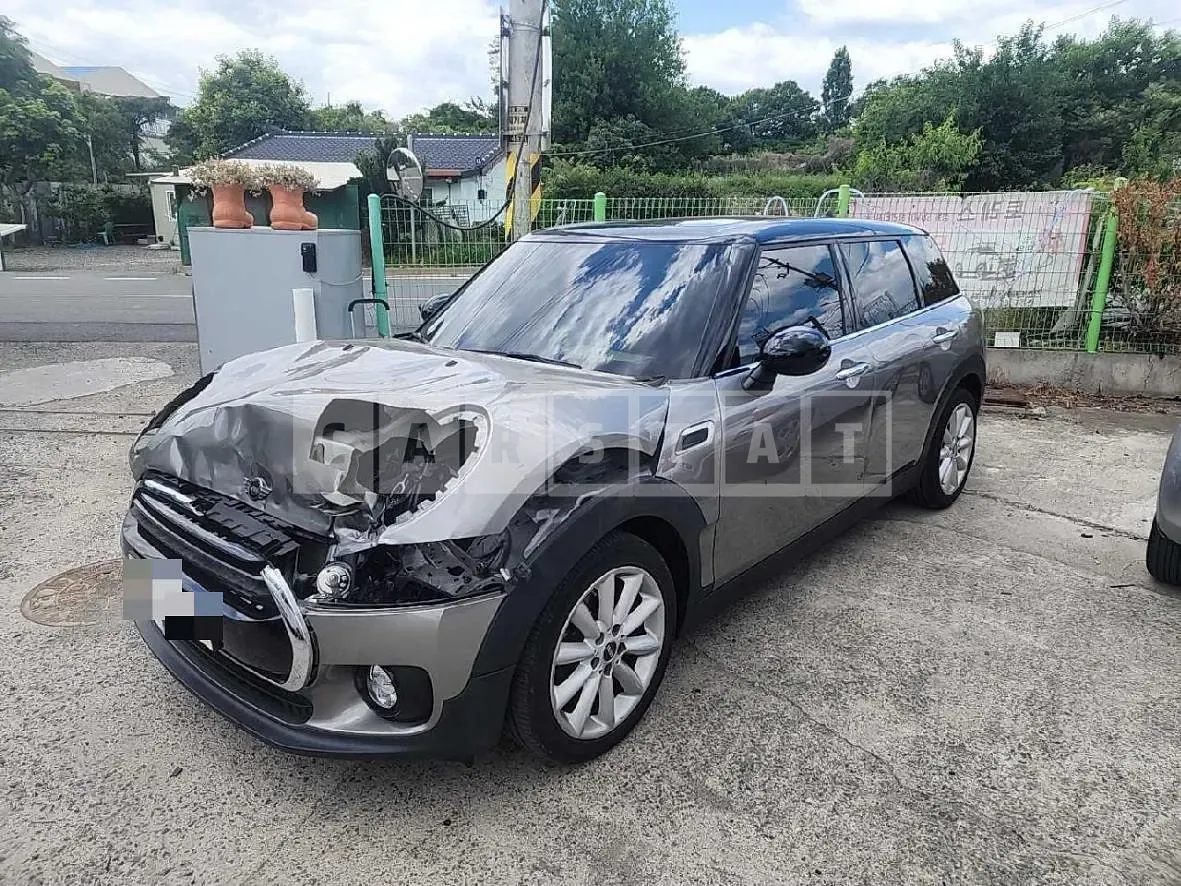 Photo 2 of 19: 2018 MINI Cooper D Clubman — Korean insurance auction