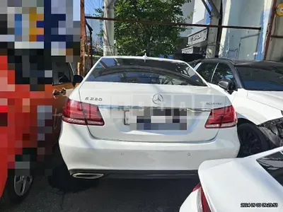 Photo 1 of 37: 2015 Mercedes-Benz E220 BlueTec — Korean insurance auction