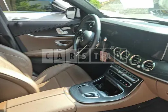 Photo 2 of 41: 2023 Mercedes-Benz E250 — Korean insurance auction