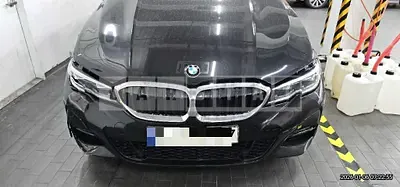 Photo 1 of 37: 2021 BMW 320i — Korean insurance auction