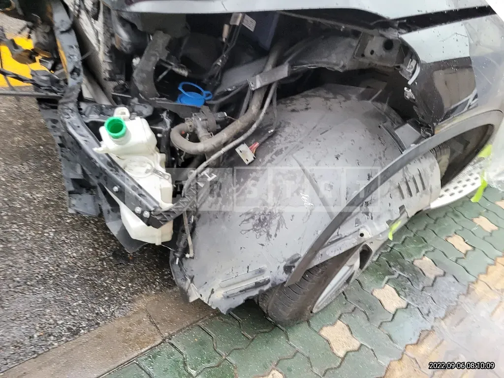 Photo 2 of 26: 2018 Mercedes-Benz GLE350d 4Matic, VIN WDCED2EB8JA105357 — Korean insurance auction