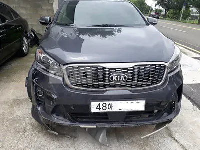 Photo 1 of 18: 2018 Kia Sorento /Sorrento, VIN KNAPG81ABKA501203 — Korean insurance auction