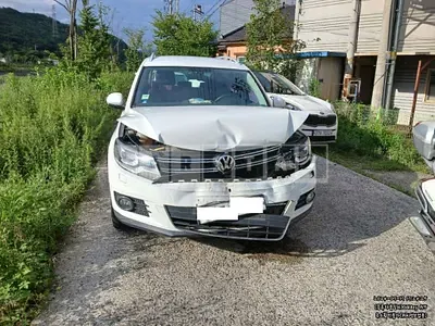 Photo 1 of 3: 2015 Volkswagen Tiguan 2.0 TDI Blue Motion — Korean insurance auction