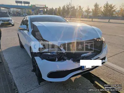 Photo 1 of 5: 2018 Mercedes-Benz E 300 4Matic — Korean insurance auction