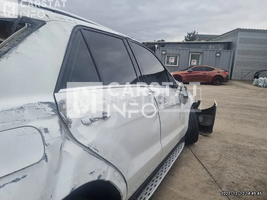 Photo 2 of 15: 2018 Mercedes-Benz GLE350d 4Matic, VIN WDCDA2EB9JB078782 — Korean insurance auction