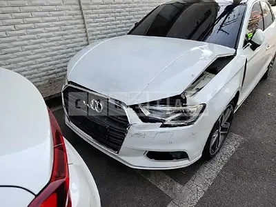 Photo 1 of 20: 2020 Audi A3 40 TFSI, VIN WAUZZZ8V8LA077664 — Korean insurance auction