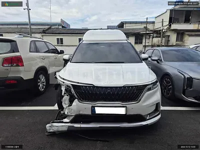 Photo 1 of 20: 2023 Kia Carnival High Limousine, VIN KNANE81BBPS346534 — Korean insurance auction