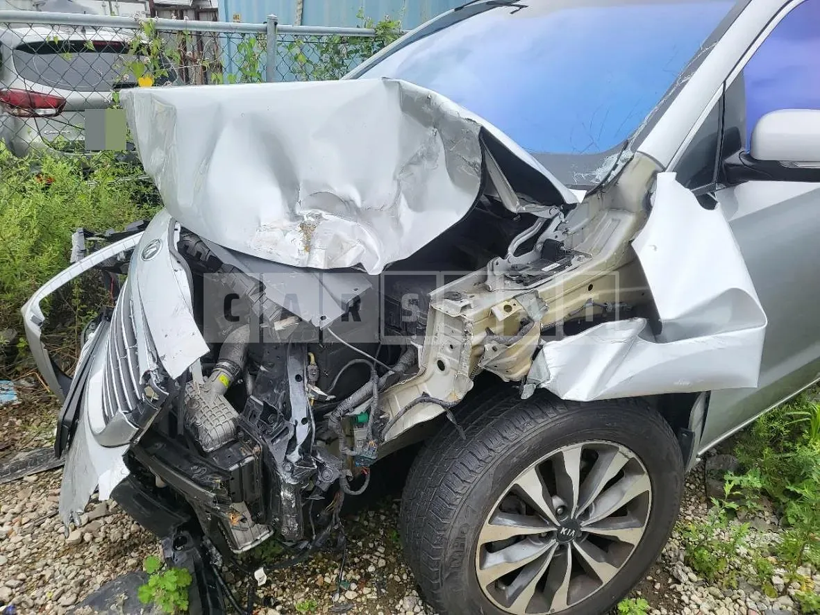 Photo 2 of 5: 2014 Kia Carnival, VIN KNAMB81ABFS026530 — Korean insurance auction